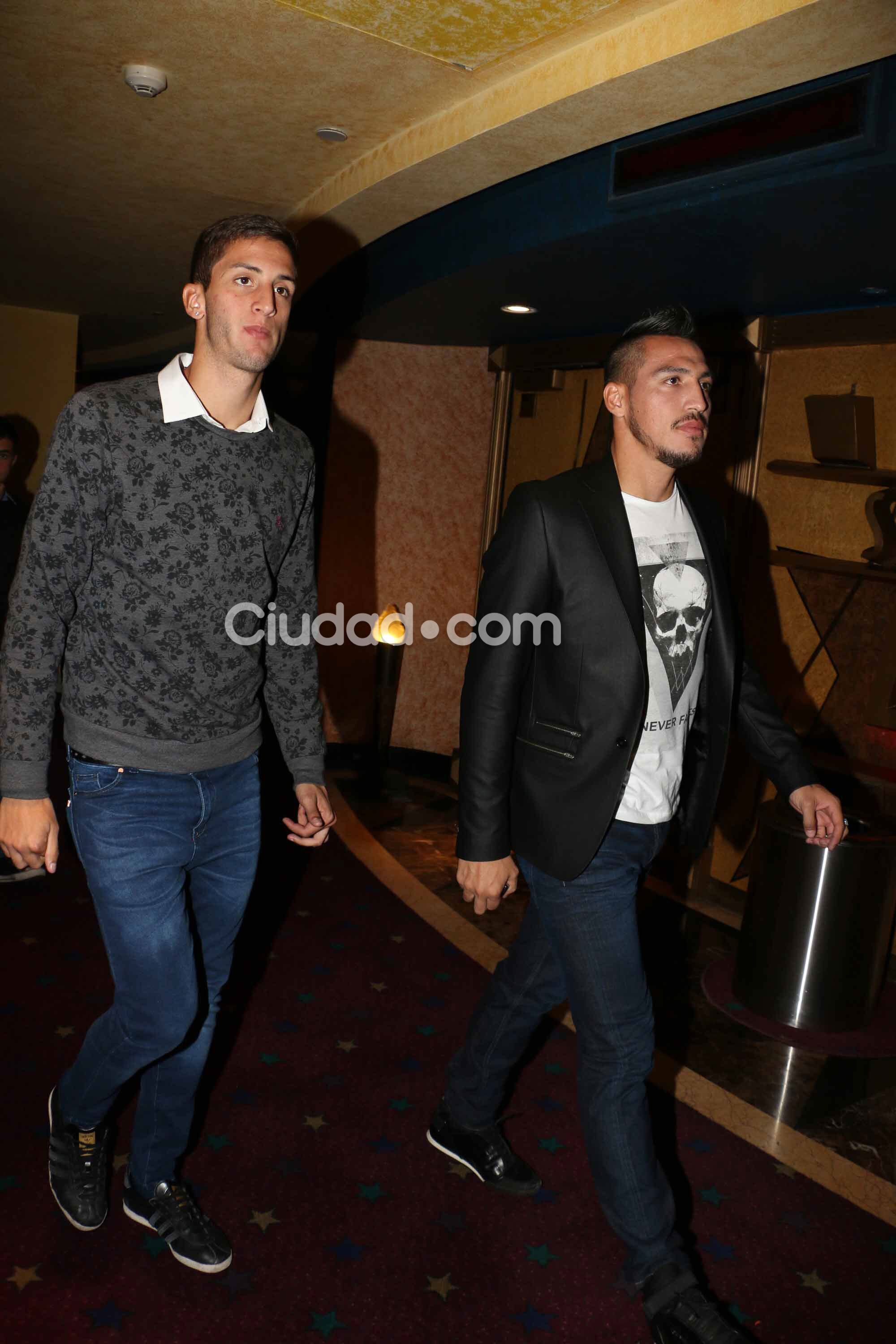 Jugadores, ídolos e hinchas famosos en el estreno de la peli de Boca (Fotos: Movilpress)