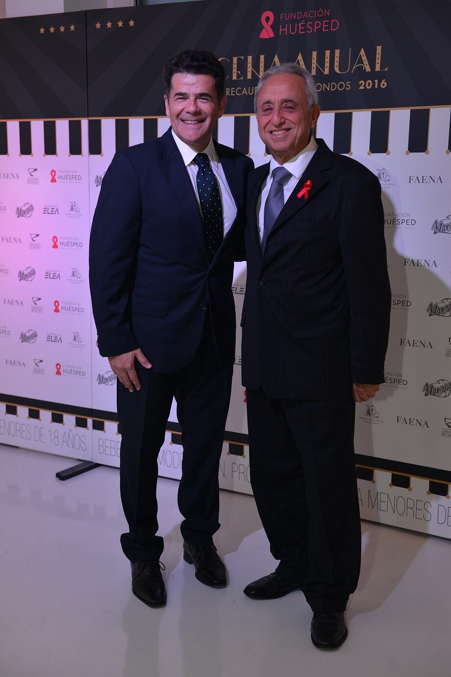 Julián Weich y Pedro Cahn en la cena de la Fundación Huésped (Fotos: Gentileza prensa).