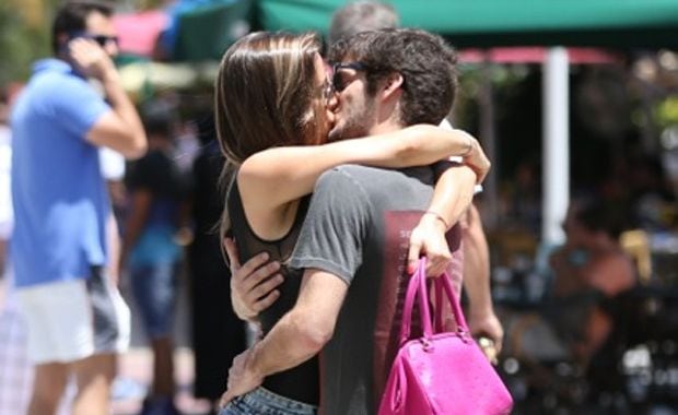 Julieta Camaño y su novio, Francisco Capozzo, en Miami. (Foto: Gentileza Luis Fernández)