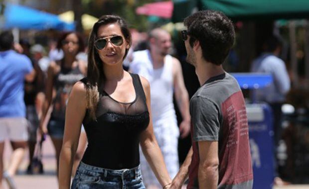 Julieta Camaño y su novio, Francisco Capozzo, en Miami. (Foto: Gentileza Luis Fernández)