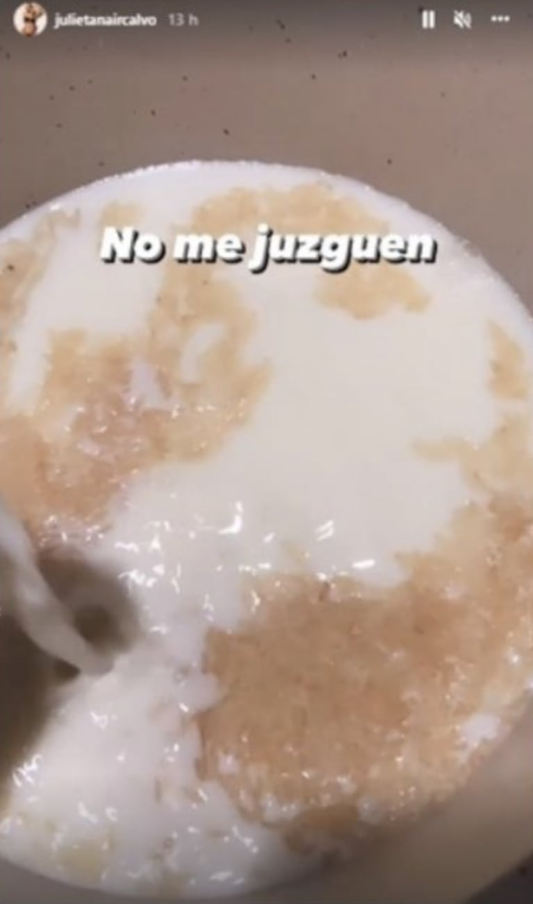 Julieta Nair Calvo tuvo un antojo y cocinó a la madrugada su postre favorito: "No me juzguen"