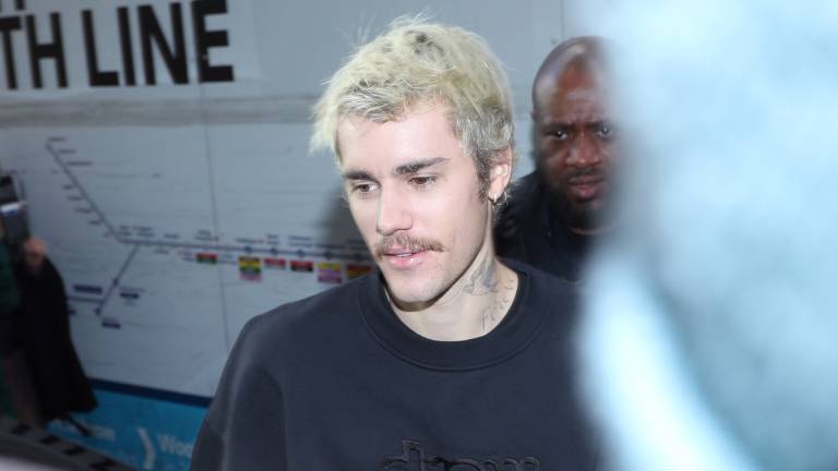 Justin Bieber publica por sorpresa un disco con seis canciones inéditas