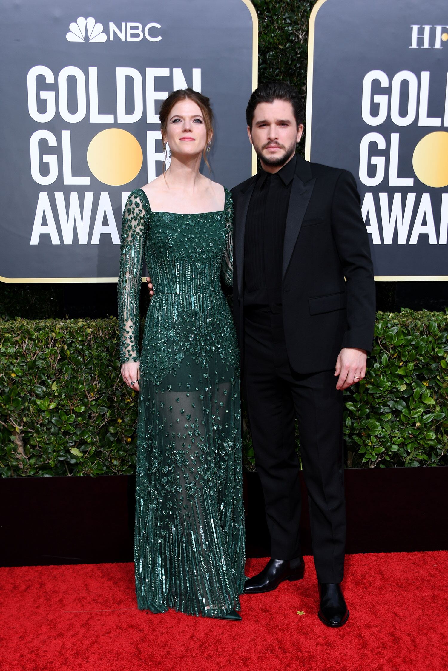 Kit Harington y Rose Leslie, una pareja que acaparó los flashes (Fotos: AFP).