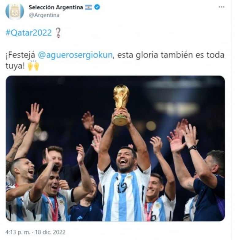 Kun Agüero festejó con la Selección y también levantó la copa en el Mundial Qatar 2022