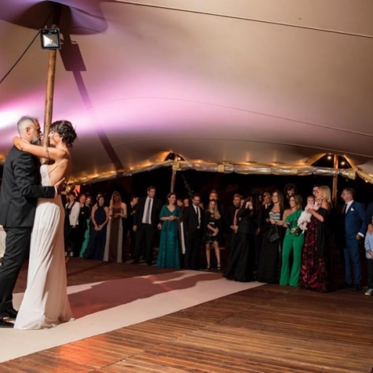 La boda de Jorge Rial y Romina Pereiro, por dentro: las fotos y videos de la intimidad de la súper fiesta