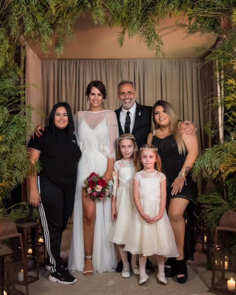 La boda de Jorge Rial y Romina Pereiro, por dentro: las fotos y videos de la intimidad de la súper fiesta