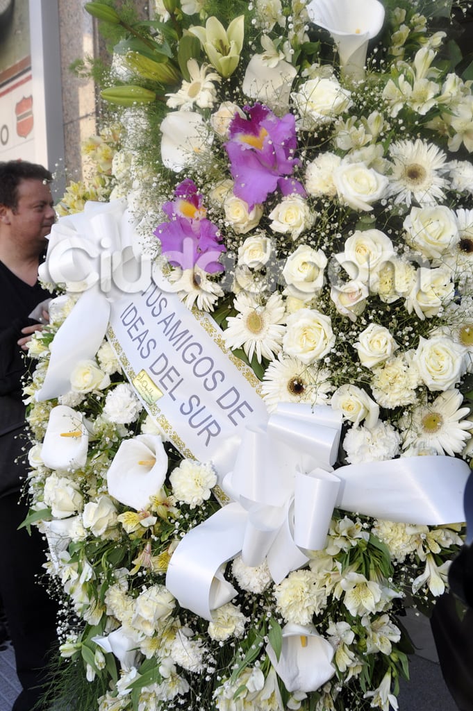 La dolorosa despedida de Juan Carlos Calabró. (Foto: Jennifer Rubio-Ciudad.com)