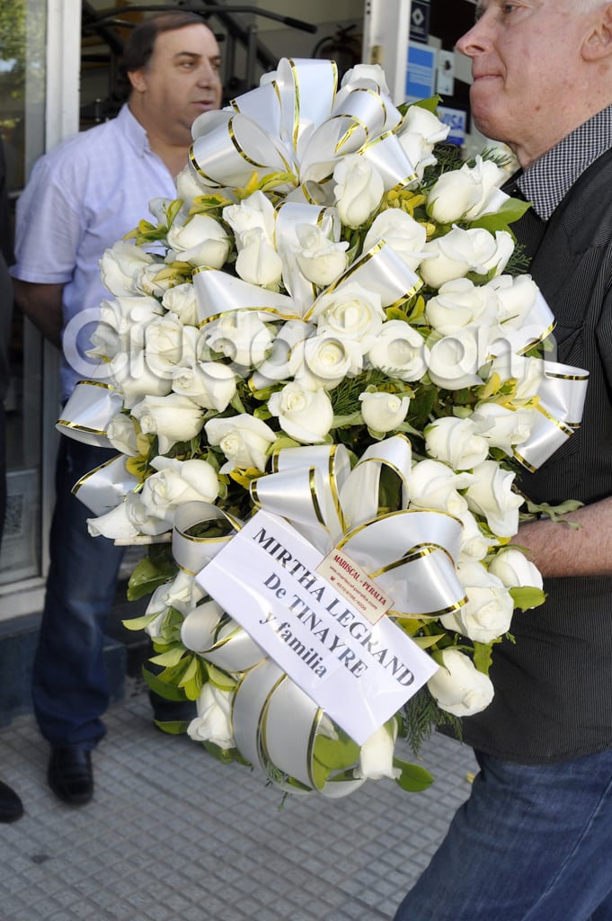 La dolorosa despedida de Juan Carlos Calabró. (Foto: Jennifer Rubio-Ciudad.com)