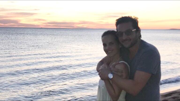 La dulce postal de Sabrina Garciarena y Germán Paoloski, a 9 años de su primer beso (Foto: Instagram)