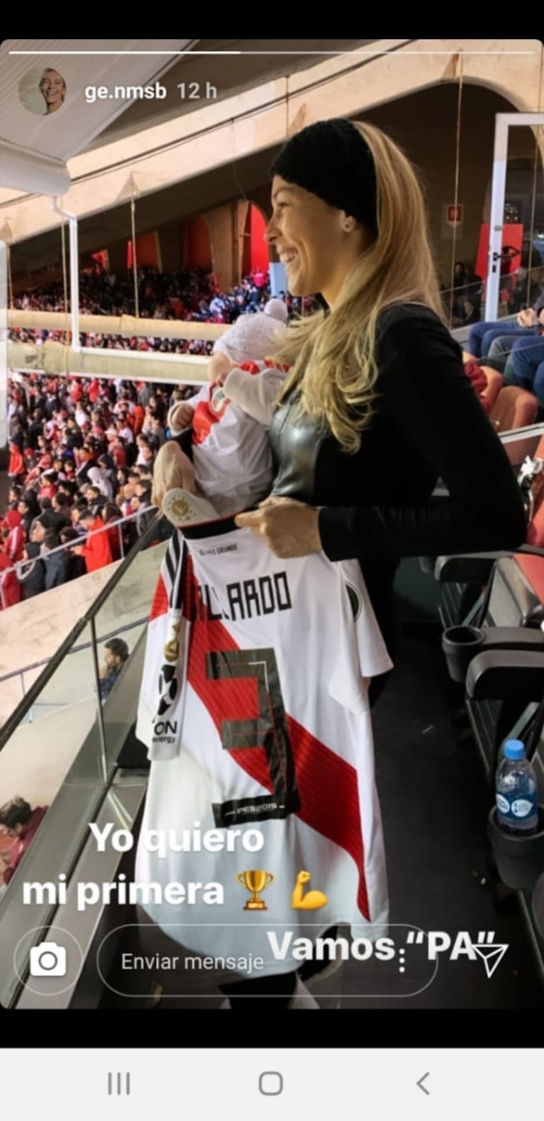 La exmujer de Marcelo Gallardo lo alentó en la cancha junto a su bebé: "Yo quiero la primera Copa; ¡vamos, pá!"