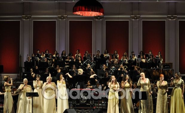 La gala de "Las Elegidas" en el Teatro Colón. (Foto: Ciudad.com)