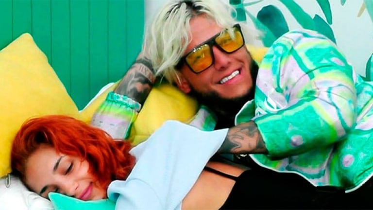 La historia de amor de Alex Caniggia y Melody Luz, paso a paso: cómo nació y cómo siguen afuera de El Hotel de los Famosos.