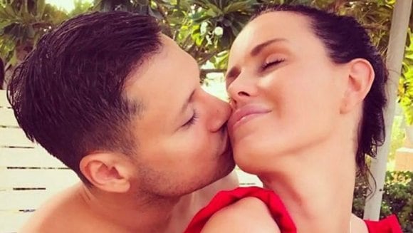 La historia de amor de Natalie Weber y Mauro Zárate: redes sociales, amor, hijos y problemas de salud