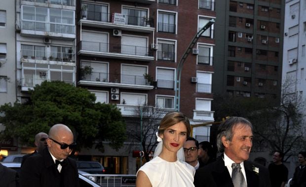 La llegada de los novios al Tattersal de Palermo (Foto: Jennifer Rubio). 