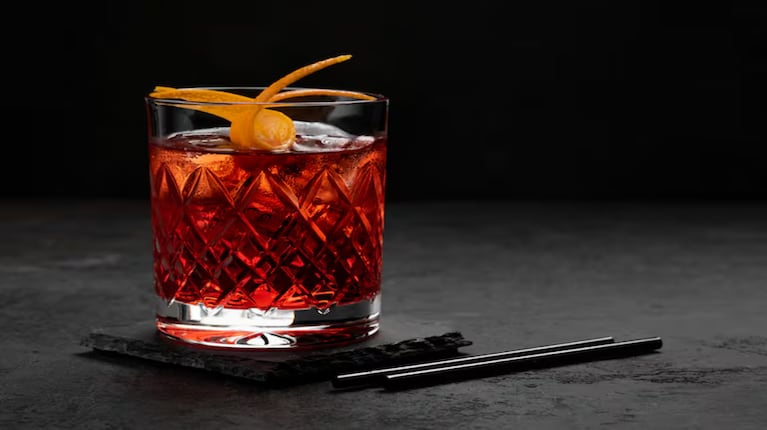 La mejor forma para preparar el negroni: ¡Llevá el bar a tu casa! 