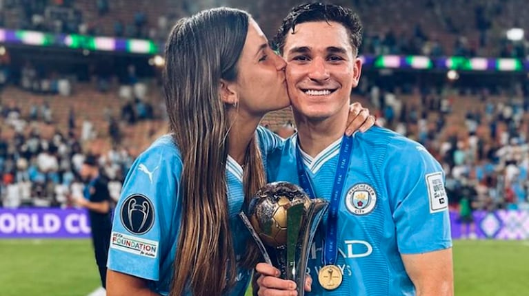 La novia de Julián Álvarez le dedicó al futbolista un profundo posteo por su salida del Manchester City.