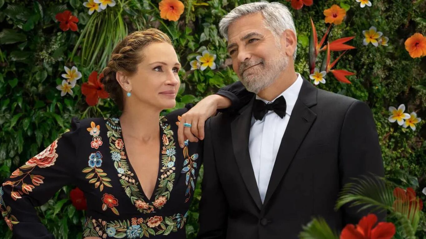 La película con Julia Roberts y George Clooney que la rompe en streaming