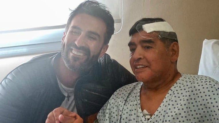 La primera foto de Diego Maradona tras ser operado de un hematoma subdural (Foto: Twitter)