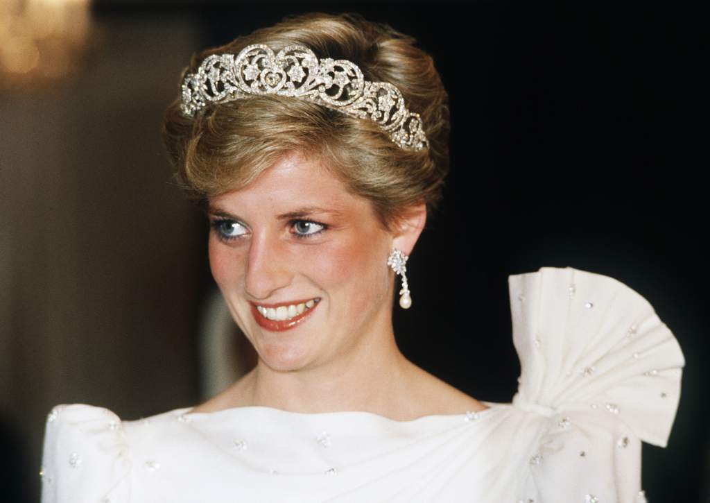 La princesa Diana de Gales fue un ícono de moda y elegancia