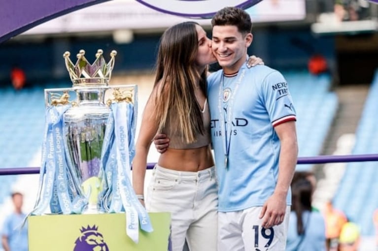 La profesora de inglés de Julián Alvarez celebró el triunfo del Manchester City y estalló Instagram