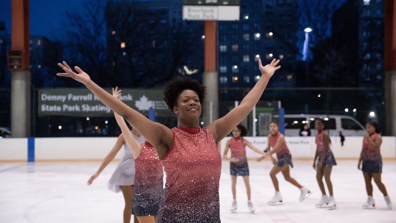 La serie se muestra los altibajos de la temporada de patines sobre hielo