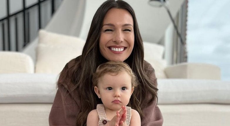 La súper tierna foto de los pimeros dientitos de Ana, la hija de Pampita y Roberto García Moritán