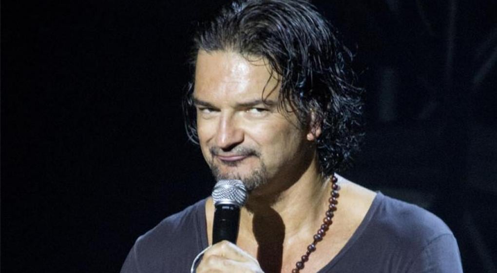 La vida y carrera de Ricardo Arjona (Parte 2)