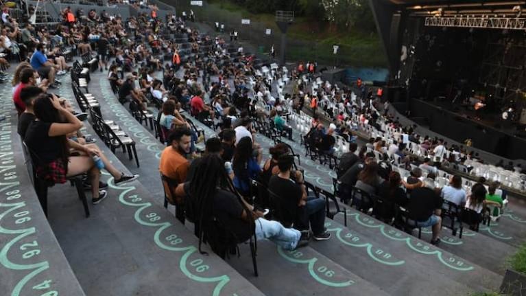 La vuelta de Divididos frente al público fue una fiesta en Rosario