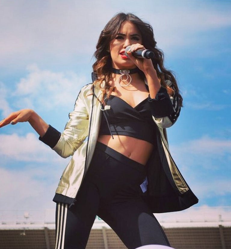 Lali Espósito brilló en el Estadio Kempes de Córdoba (Fotos: Prensa).