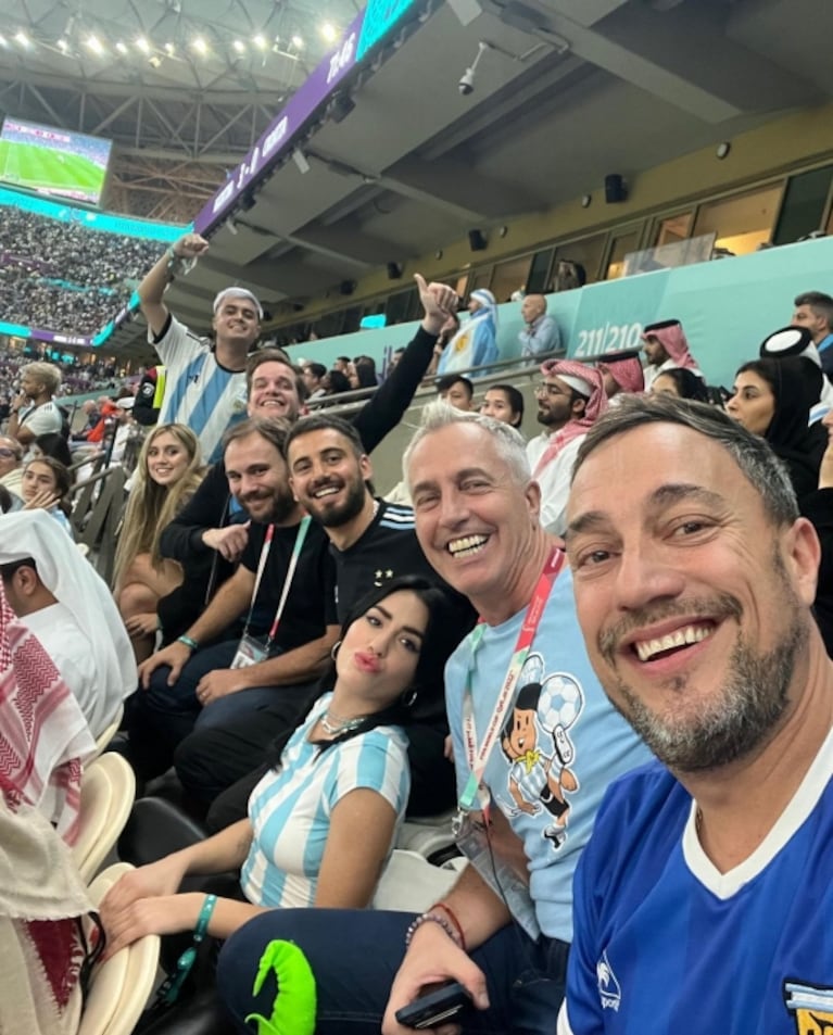 Lali Espósito jugó un partido de fútbol en Qatar con otros famosos y la rompió: el video