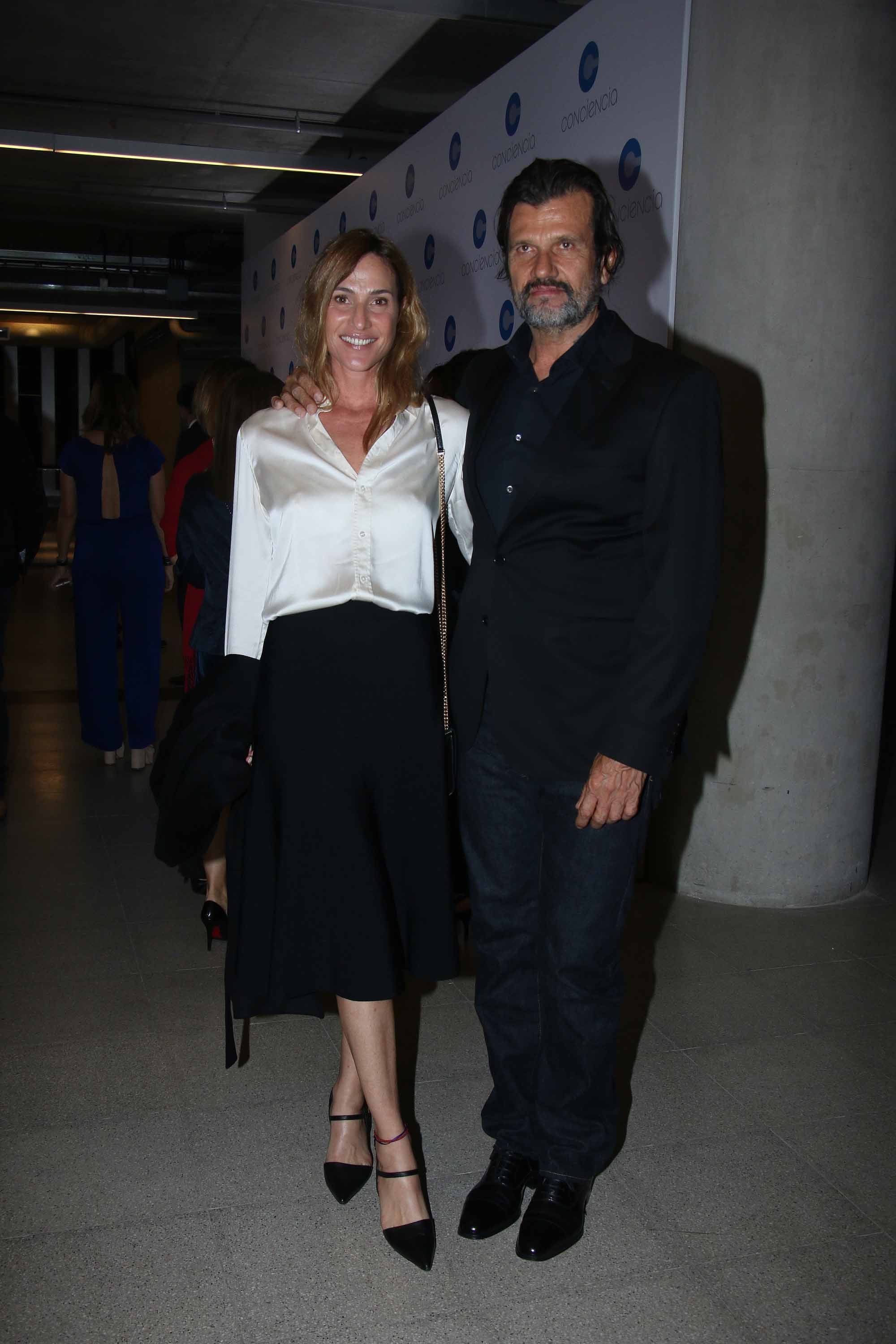 Lara Bernasconi y Federico Álvarez Castillo en la cena de gala de la fundación Conciencia. (Foto: Movilpress)