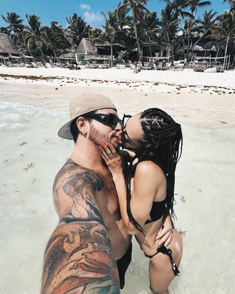 Las apasionadas vacaciones de Fede Bal y su novia Flor Díaz en Tulum