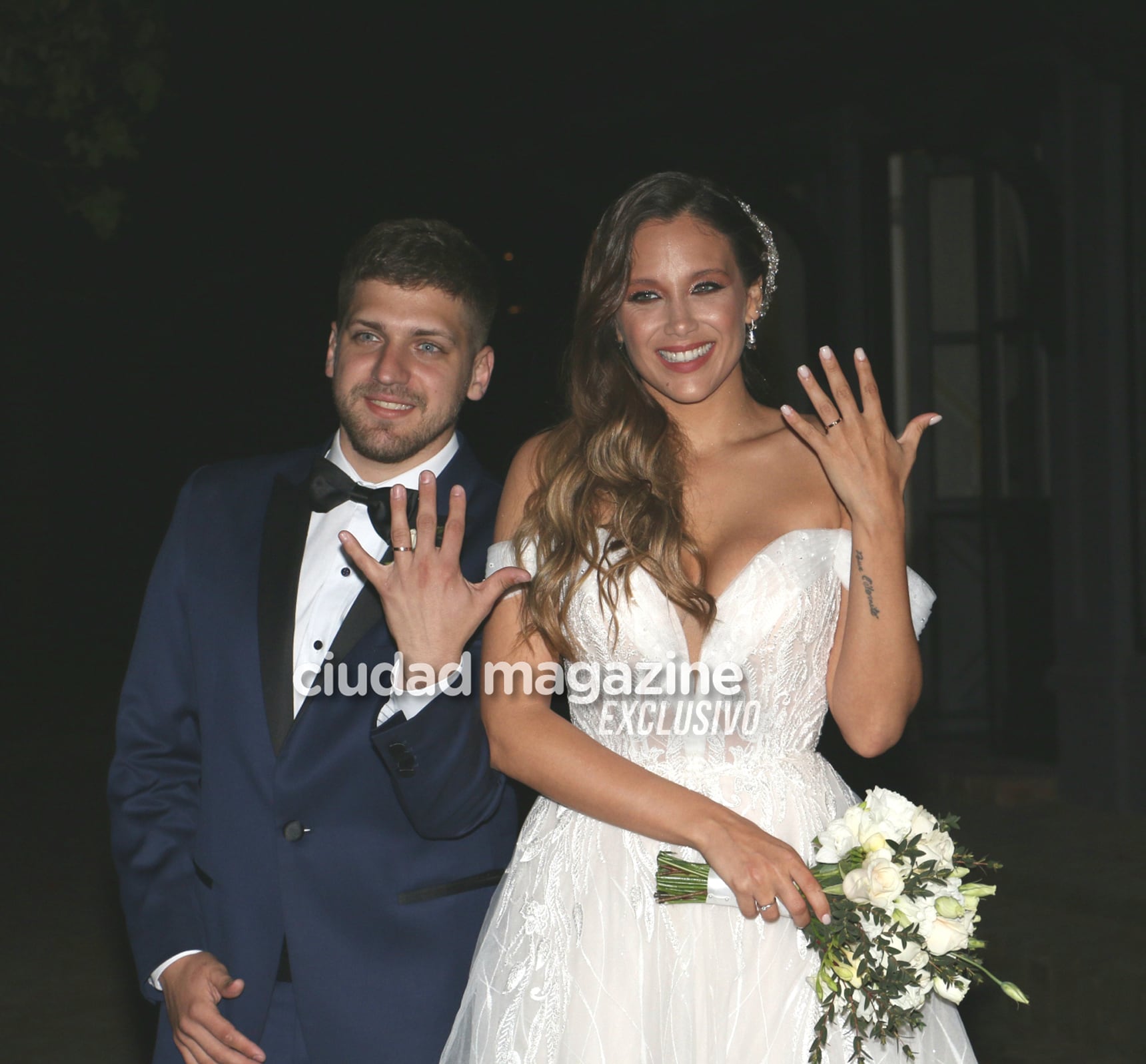 Las fotos de Barbie Vélez y Lucas Rodríguez en la noche de su fiesta de casamiento. (Foto: Movilpress)