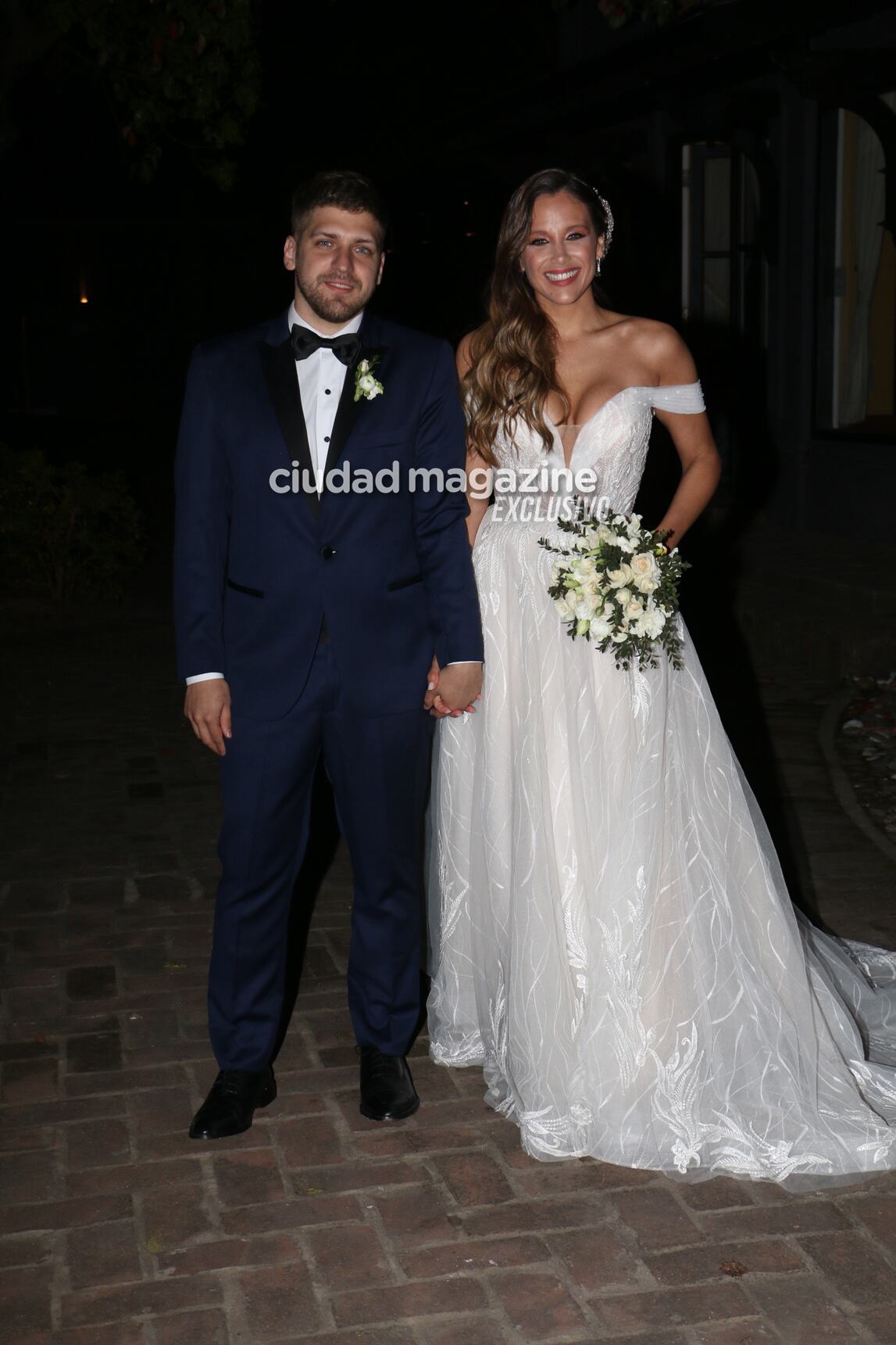 Las fotos de Barbie Vélez y Lucas Rodríguez en la noche de su fiesta de casamiento. (Foto: Movilpress)