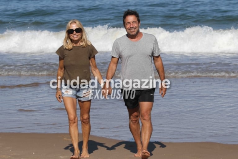 Las fotos de Ricky Sarkany y su esposa en Punta del Este: el primer verano de playa sin Sofía 