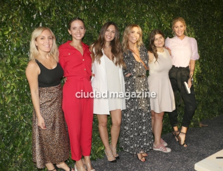 Las fotos del baby shower de Pampita, embarazada de 6 meses: sorpresas y muchos regalos