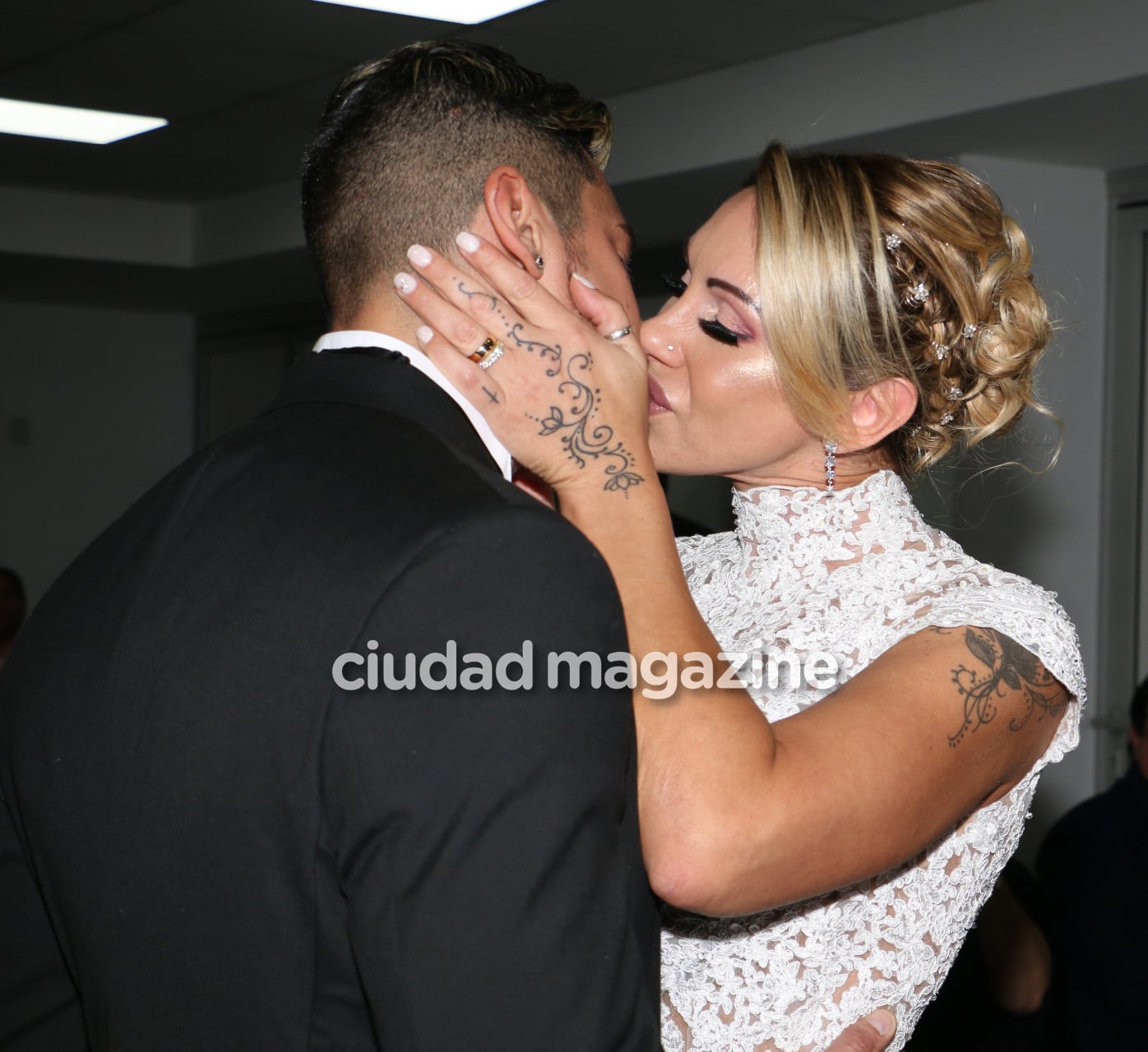 Las fotos del casamiento de Mónica Farro y Leandro Pena. (Foto: Movilpress)