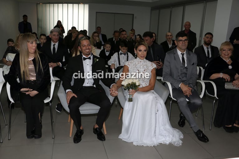 Las fotos del casamiento de Mónica Farro y Leandro Pena. (Foto: Movilpress)