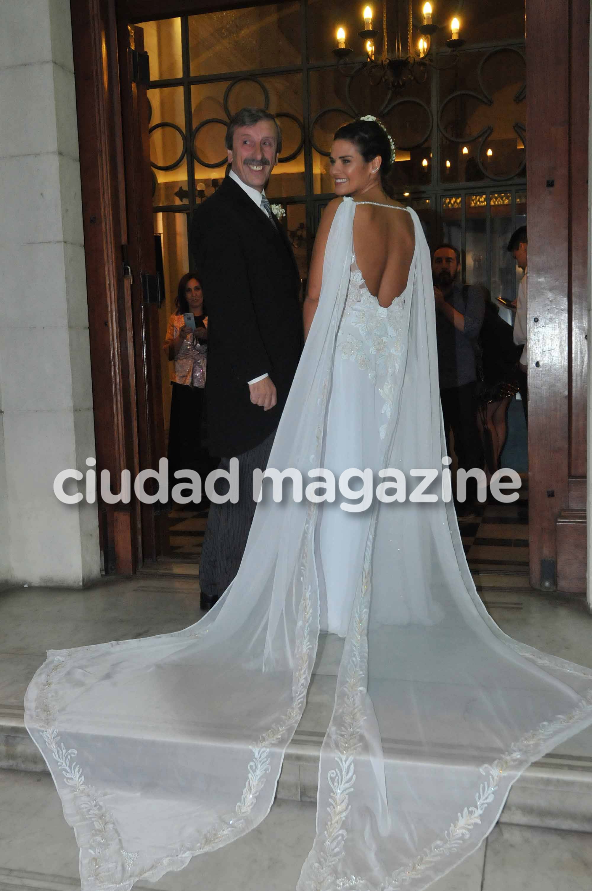 Las fotos del casamiento por iglesia de Micaela Vázquez y Federico Larroca