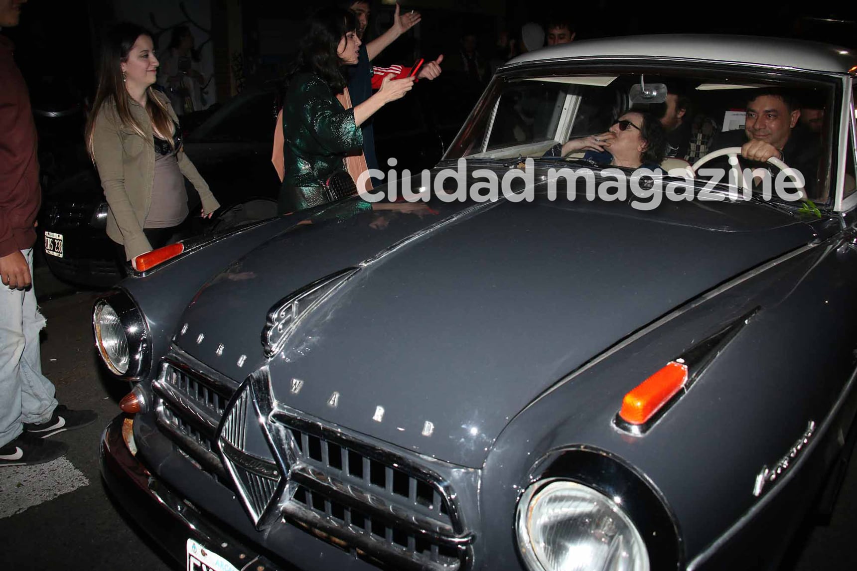 Las fotos del cumple de Charly: reconciliaciones, nuevos romances... ¡y el encuentro de dos enemigos públicos! (Foto: Movilpress)