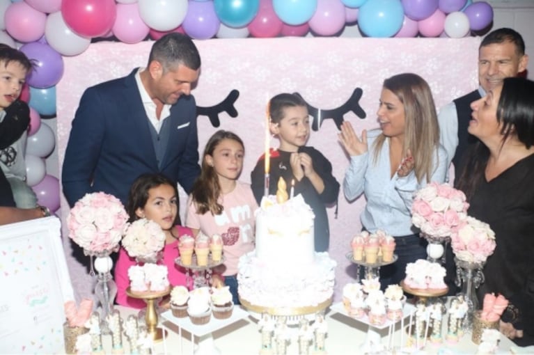 Las fotos del cumpleaños de Mía, la hija de Marina Calabró