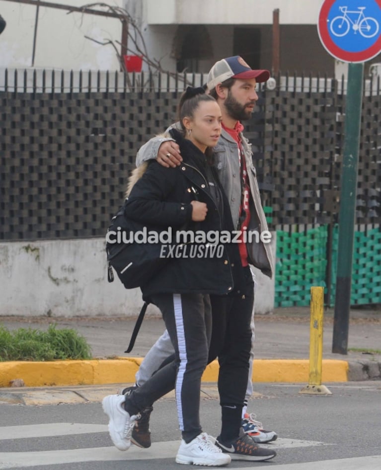 Las fotos del romántico paseo de Cachete Sierra con Fiorella Giménez: un amor que traspasó la pista de La Academia