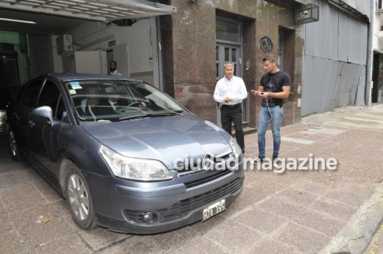 Las imágenes del doloroso último adiós a Natacha Jaitt en el cementerio de La Tablada