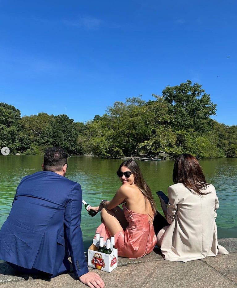 Las increíbles vacaciones de Pampita, Paula Chaves y Damián Betular en Nueva York