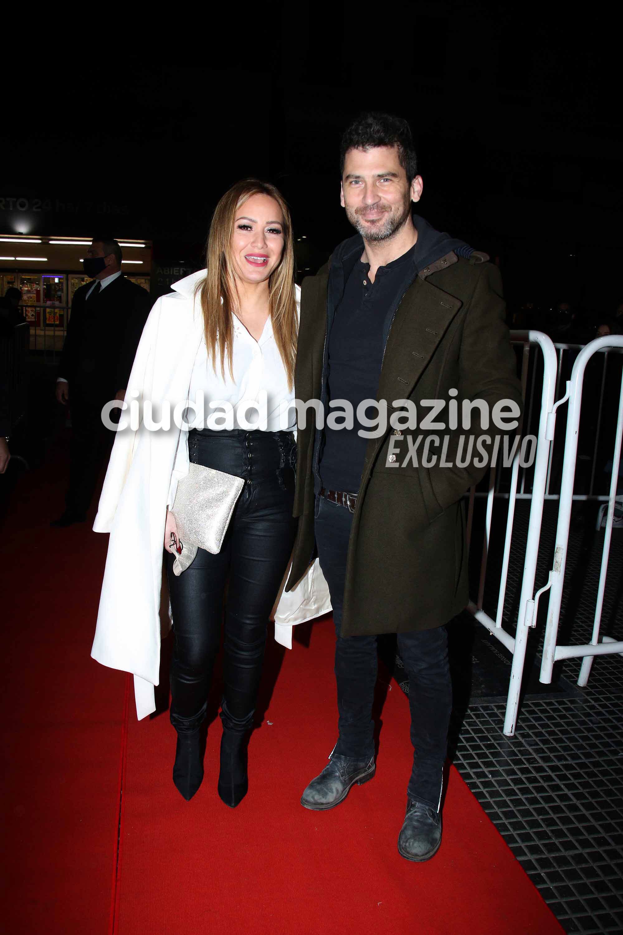 Las parejitas más buscadas y muchos famosos fueron al estreno de Bendito tu eres (Fotos: Movilpress).