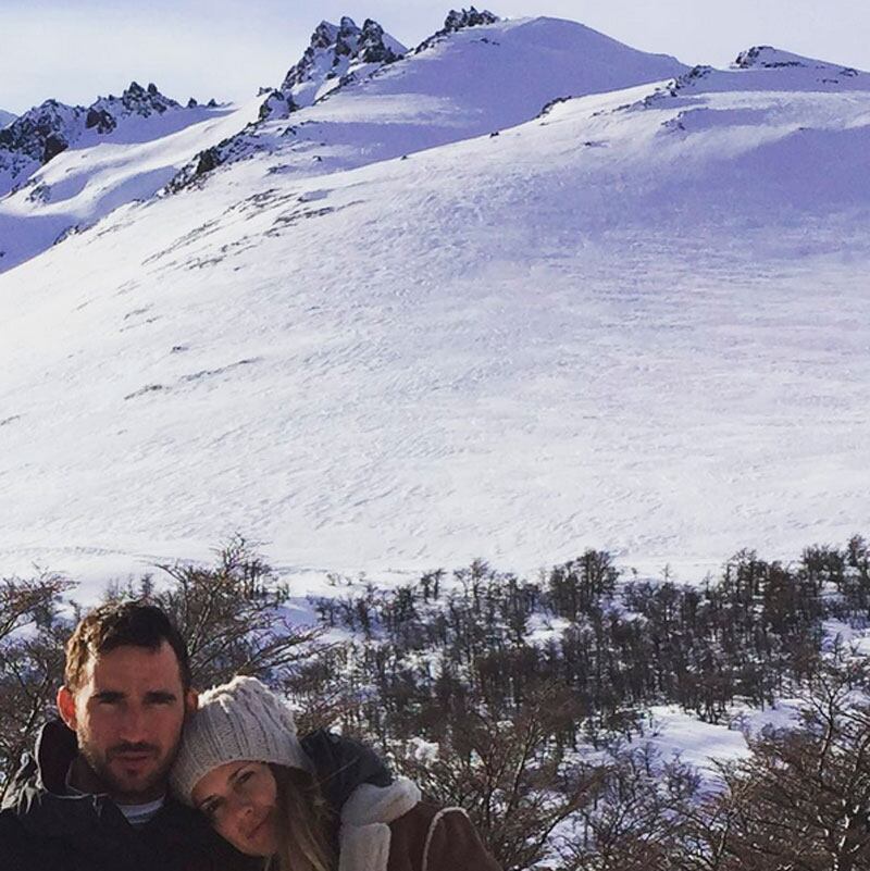 Las románticas vacaciones de Isabel Macedo y Martín Tassara en Bariloche. Foto: Captura