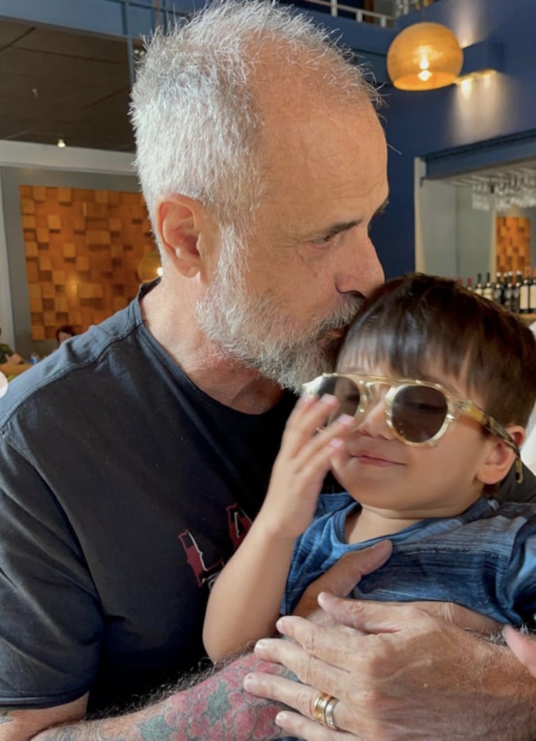 Las tiernas fotos de Jorge Rial con su nieto Francesco, quien lució un look muy canchero: "Mi Tata"