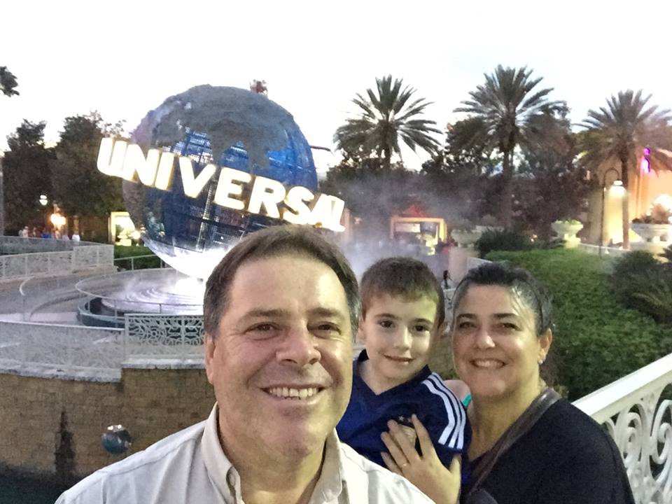 Las vacaciones familiares de Carna, su esposa y su hijo. (Foto: Claudia Ares Eventos)