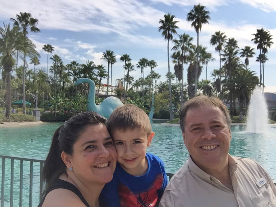 Las vacaciones familiares de Carna, su esposa y su hijo. (Foto: Claudia Ares Eventos)