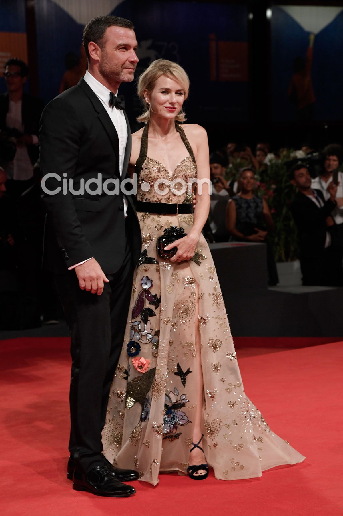 Liev Schreiber y Naomi Watts en el Festival de Venecia. (Fotos: AFP)